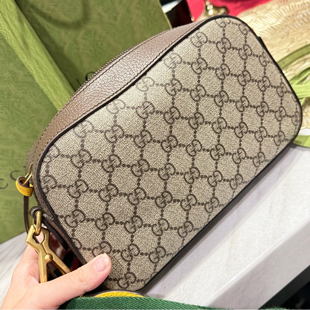 Gucci Crossbody Bag - Picture 4 of 8
